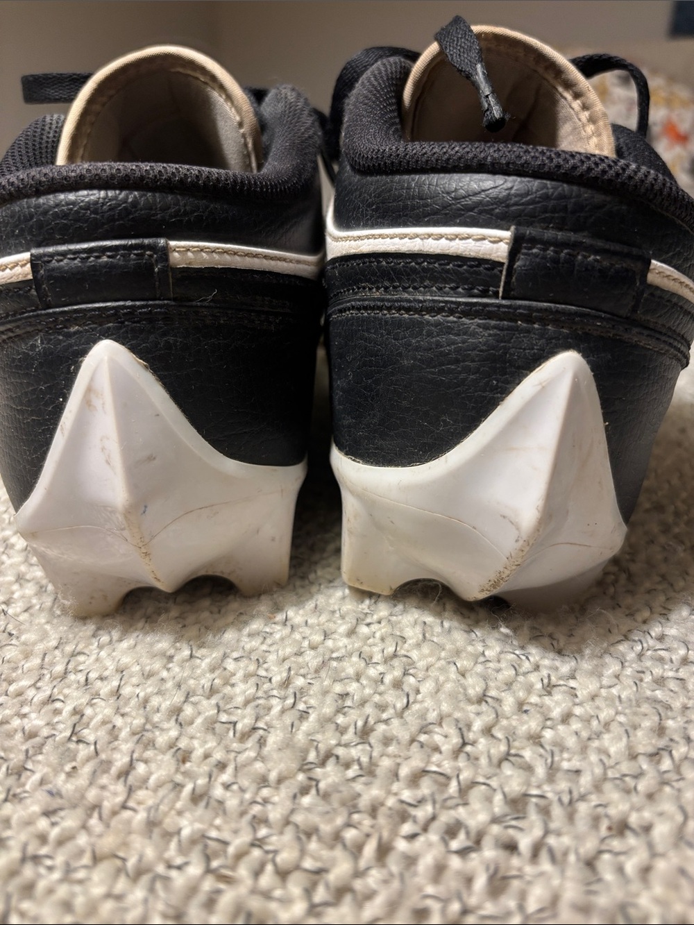 Jordan 1 Low TD Football Cleats
Panda Black White AJ1 Men's Size 10.5 - Picture 2 of 9